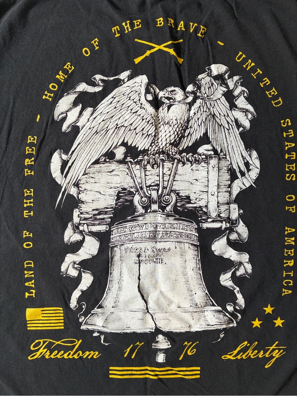 Howitzer 1776 Liberty Bell Graphic Tee - Men's L